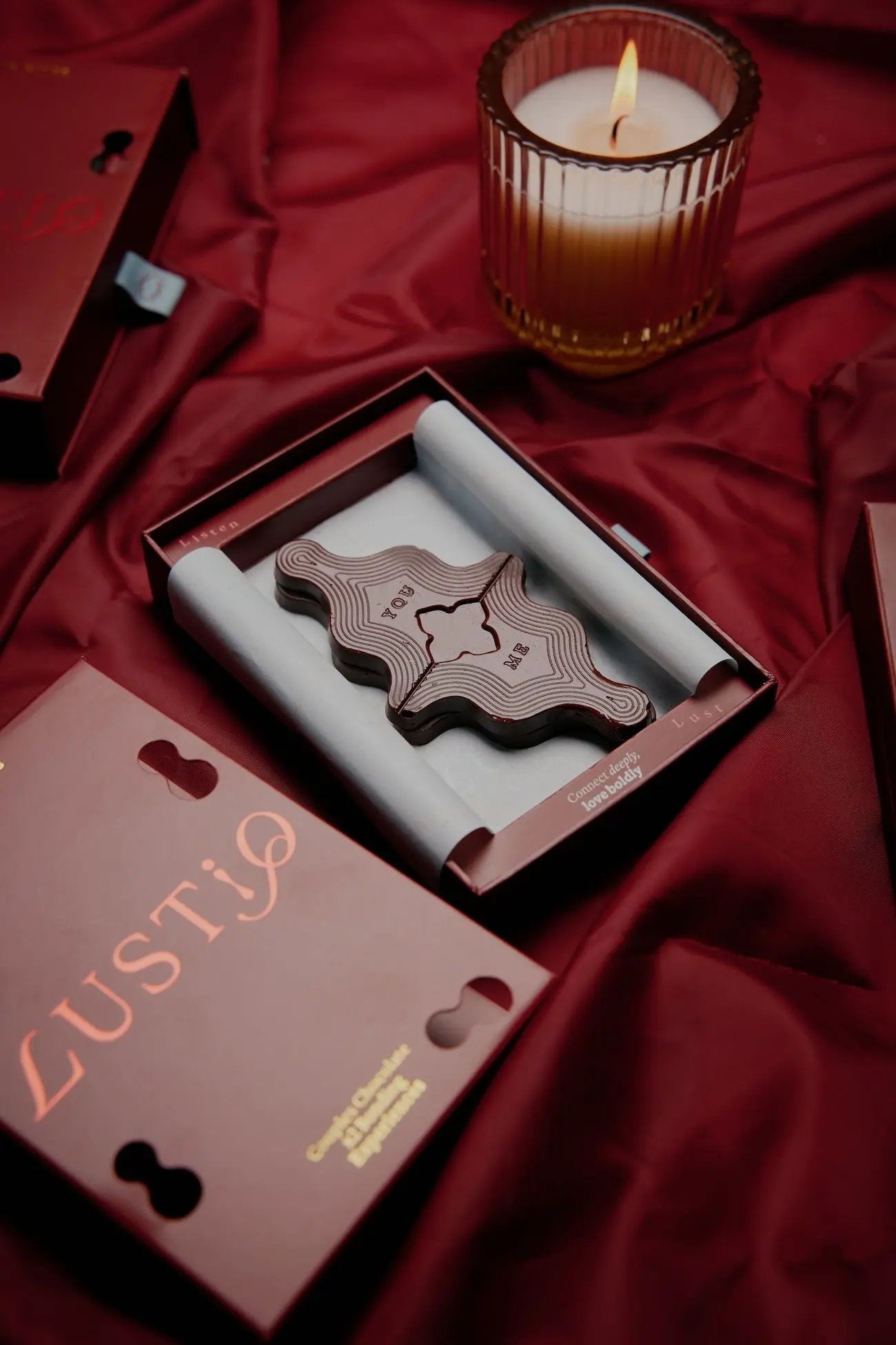 Bond Bites Lustiq